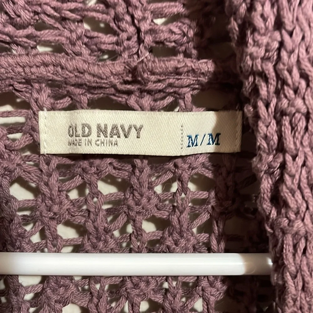 Old Navy dusty rose crochet open front top. Size medium. - Picture 2 of 5